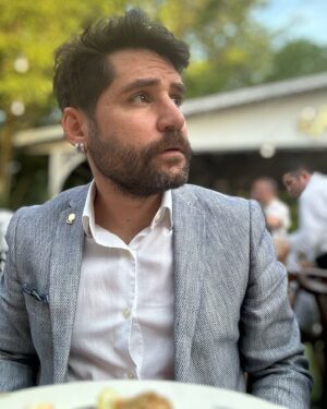 Ceyhun Fersoy Instagram - Meğer künyeyi görmüüüş🕶️