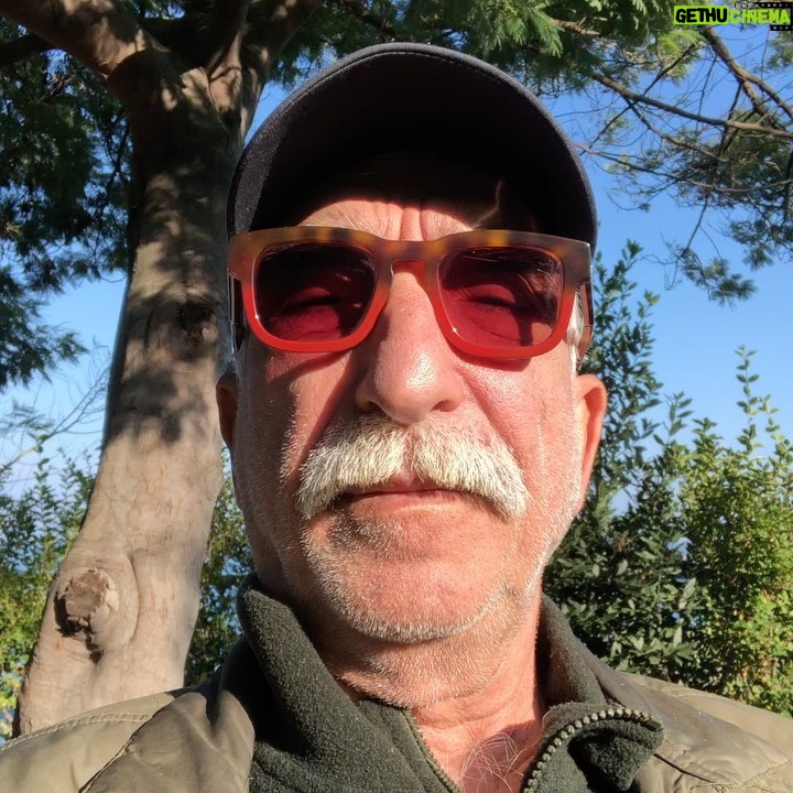 Cezmi Baskın - 7.4K Likes -