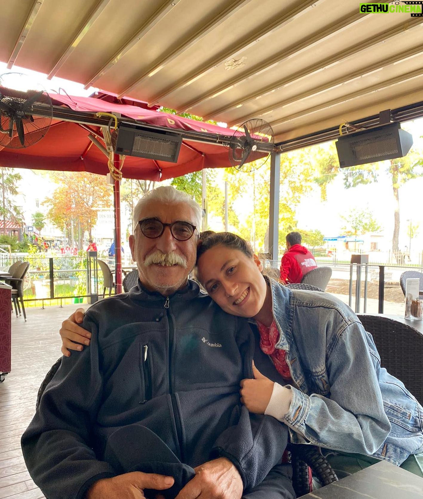 Cezmi Baskın - 10K Likes - Her şey yolunda! Kahve içiyoruz 😊☕️