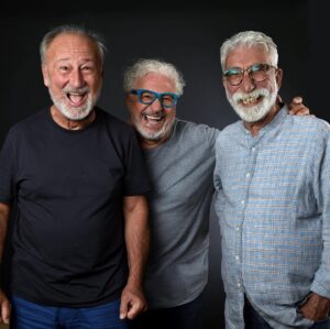 Cezmi Baskın Instagram - Eski dostlar, eski dostlar…
@altan_erkekli