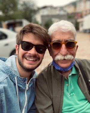 Cezmi Baskın Instagram - Set anısı @burakcaan