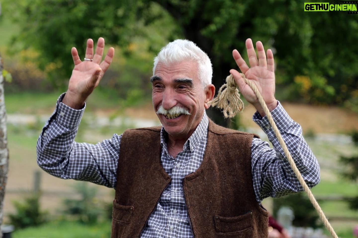 Cezmi Baskın - 4.8K Likes -