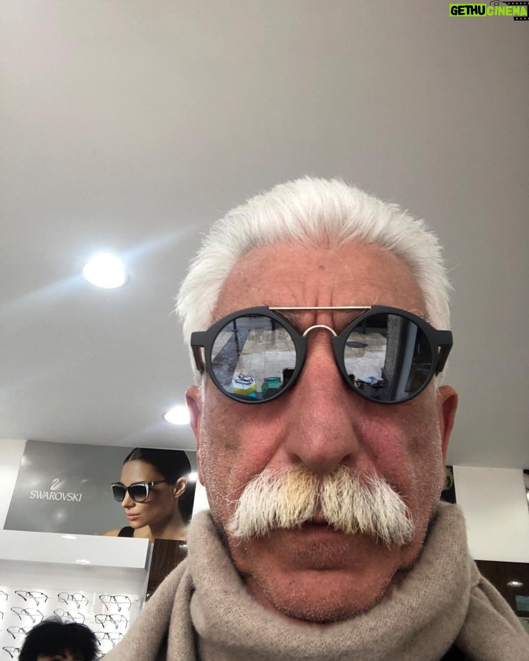 Cezmi Baskın - 4.1K Likes -