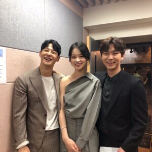Cha In-Ha Instagram - 오늘밤 10시 #더뱅커 첫방송입니다 🐥🐥본방사수 부탁드립니다