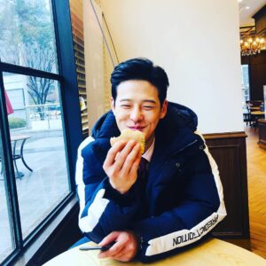 Cha In-Ha Instagram - 😒😏