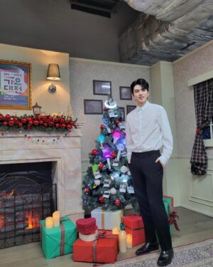 Cha Jun-hwan Instagram - 메리크리스마스🎄✨