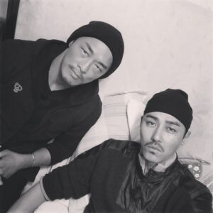 Cha Seung-won Instagram - #추성훈#삼시세끼#방바닥#만재도#고된노동.....영혼없는 눈빛들...