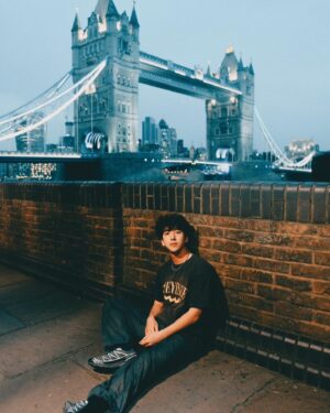 Cha Sun-woo Instagram - London🇬🇧💙 X @jinifoto 

GoodBye London!! 👋
즐거웠다 런던!! 다시올게!

#london #towerbridge