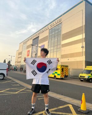 Cha Sun-woo Instagram - 대한민국 선수분들 감독,코칭스텝분들 모두 고생 많으셨습니다👏👏👏

#대한민국웨일즈 #korea #cardiff