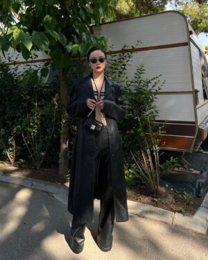 Chacha Huang Instagram - On the way to @fic_cat con Societat Negra.
Inauguración y competencia oficial.
@tb.ramon @segarrafilms 
Styled by @_freddyalonso 
Team @merakiagents