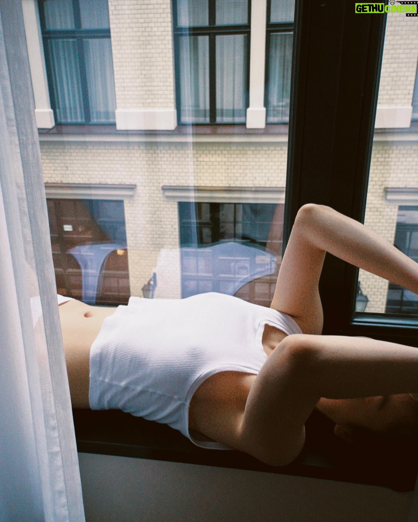 Chacha Huang - 3 Likes - Berlin morning.
📷 @jpsomodi