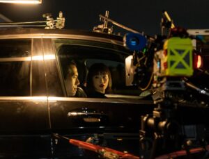 Chacha Huang Instagram - 🎬Societat Negra 

Mi primera película rodada en Catalán (no, no hablo Catalán, pero sí en la peli, ahí el reto). 
Ha sido una gozada trabajar y crear junto con un equipo increíble de 10. Gracias @tb.ramon por confiar en mí para darle vida a Pei Lan, un personaje con tanta profundidad y complejidad, un regalo de la profesión. 

Feliz de contaros que inauguramos el festival de @fic_cat el 1 de junio y la estrenamos en cines en España en octubre. Stay tuned. @segarrafilms 

📷 @junda_senjin