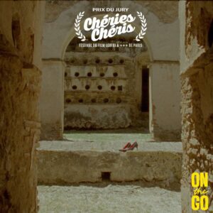 Chacha Huang Instagram - Después de un año de baile por grandes festivales internacionales y nacionales, cosechando varios premios, hoy @onthegofilm estrena en casa: llega a las salas de cine en España. 

On the Go, a film written and directed by @juliadecastro___ & @mariagiseleroyo produced by @jurandjur 
Starring @juliadecastro___ @omarayuso @chachahuang 
#cineespañol