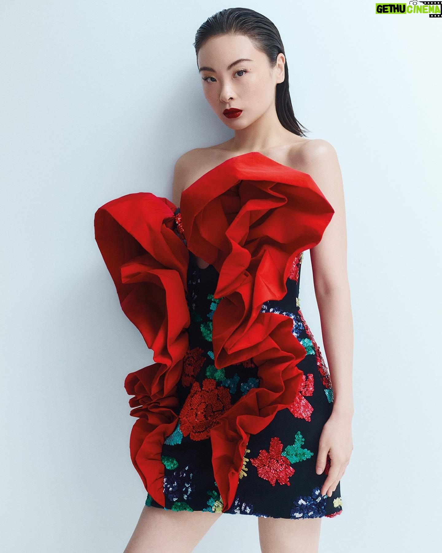 Chacha Huang - 3 Likes - 🍒 @instylespain
Fotografía: @dannielrojas
Realización: @pilucavalverde
Maquillaje y peluquería: @marafervi
Texto: @chus.salido
Asistente de fotografía: @javierblancofoto