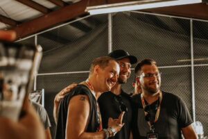 Chad Lindberg Instagram - Thanks again, @fuelfest. 🥂🔥

📸: megs.mcl27