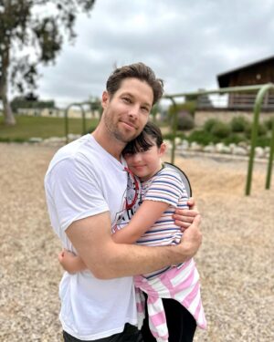 Chadd Smith Instagram - Father’s Day weekend wrap up 🤖🤌🏼 bike rides✅ beat borderlands 3 with mini me✅ bbq with the Big Man✅ tossin around the pigskin✅ dad jokes delivered from daughter 🦾🤡
