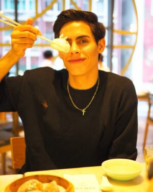 Chahub Marut Ghoummeddin Instagram - 🐷😙🐽 #yumchadimsum #hongkong #dimsum #dumplings