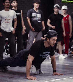Chaiwat Thongsaeng Instagram - ที่ผมอมยิ้ม เพราะผมมีสาเหตุ

#tob #tobchaiwat #daddy #daddytob #mrgt04
#MisterGlobalThailand2024
#gentlemenwithessence #MRGT #แก่นของสุภาพบุรุษ #MisterGlobalThailand
#TPNG #TPNGLOBAL