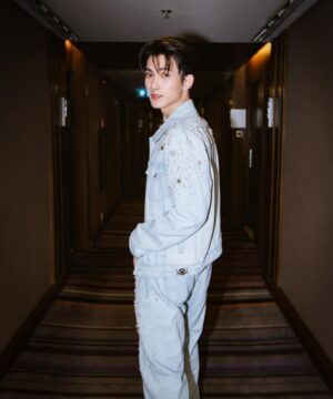 Chalongrat Novsamrong Instagram - #versacess24