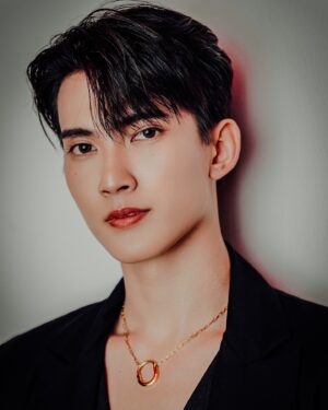 Chalongrat Novsamrong Instagram - 🧛🏻🧛🏻‍♂️