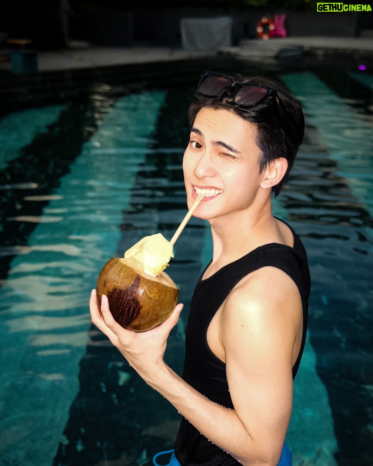 Chalongrat Novsamrong - 41.1K Likes - Sayyyyy…………..🌊 @bababeachclub.natai
#bababeachclub
#pimplus_pr @HM #HMThailand #HMxME