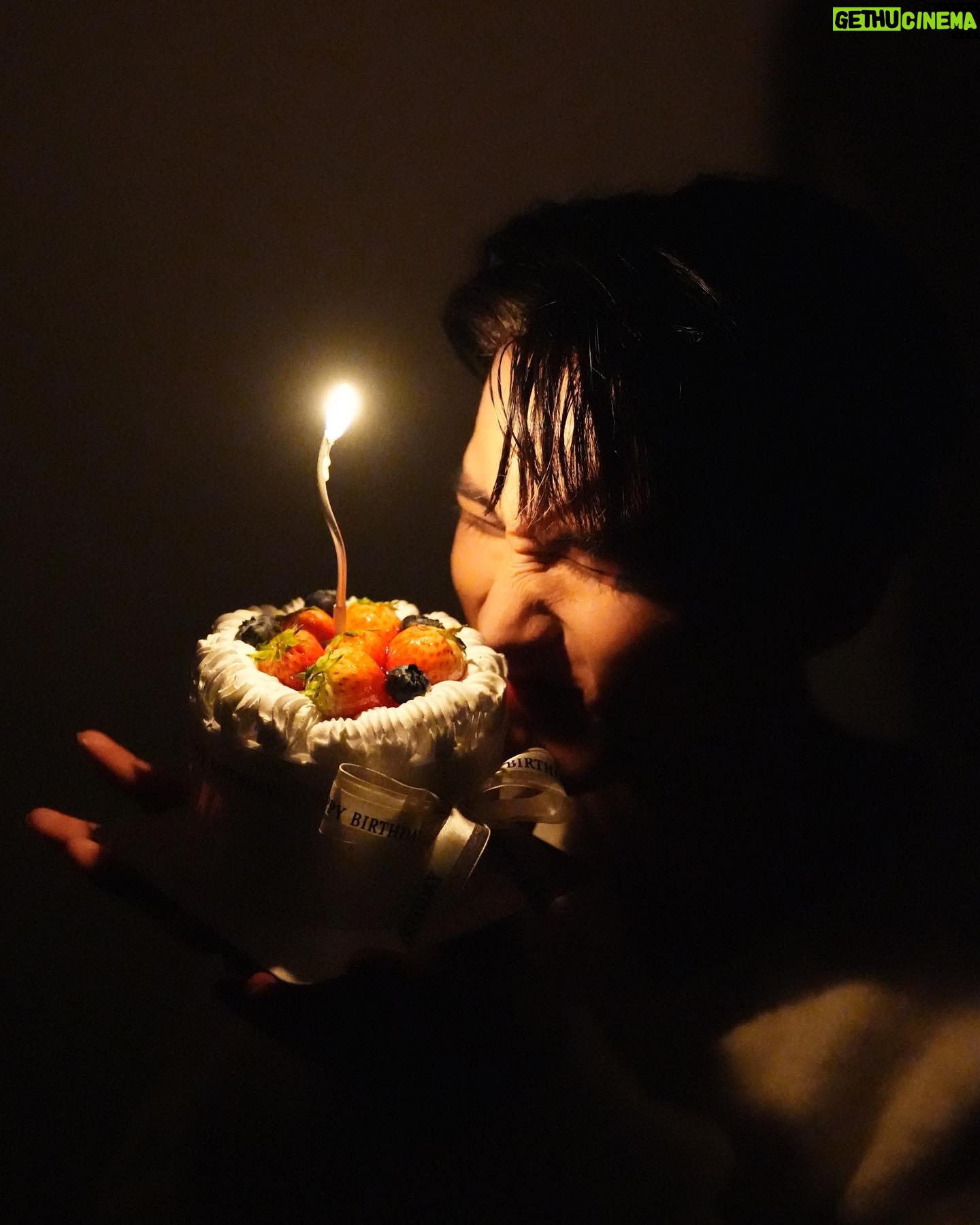Chalongrat Novsamrong - 101.1K Likes - 🎂🎂🎂🎂🧡🧡🧡🧡