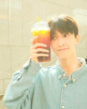 Chalongrat Novsamrong Instagram - ☕️ตื่นไป7วัน😋