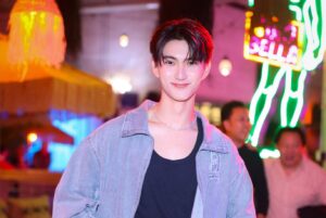 Chalongrat Novsamrong Instagram - Unveiling Bangkok’s chicest new hangout spot! Chilling and
 take a sip at #EMWONDER on 5FL, at EMSPHERE

LET’S GO PARTY
LET’S GO CRAZY
LET’S GO WILD

 #EMDISTRICT #EMSPHERE @theemsphere