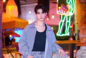 Chalongrat Novsamrong Instagram - Unveiling Bangkok’s chicest new hangout spot! Chilling and
 take a sip at #EMWONDER on 5FL, at EMSPHERE

LET’S GO PARTY
LET’S GO CRAZY
LET’S GO WILD

 #EMDISTRICT #EMSPHERE @theemsphere
