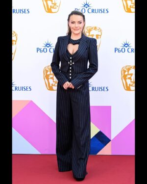 Chanel Cresswell Instagram - Watching people accept their awards knowing the dedication it took to win one of those brass faces is inspiring 🎭🎖️
Congratulations to all of you and the nominees 🎉
Thank you @bafta @pandocruises the event was fabulous.💓

@kelvinstylist @clairehealeyhair @krystaldawn_mua thank @joshuakanebespoke you to all of you ❣️ what a team x