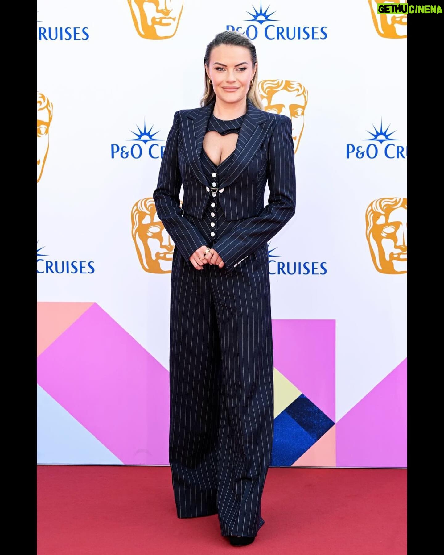Chanel Cresswell - 881 Likes - Watching people accept their awards knowing the dedication it took to win one of those brass faces is inspiring 🎭🎖️
Congratulations to all of you and the nominees 🎉
Thank you @bafta @pandocruises the event was fabulous.💓
@kelvinstylist @clairehealeyhair @krystaldawn_mua thank @joshuakanebespoke you to all of you ❣️ what a team x