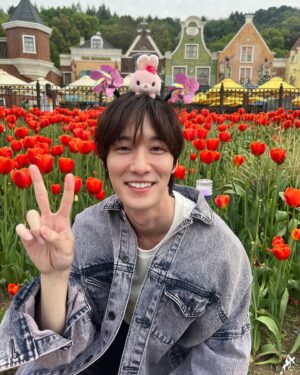 Chang Ryul Instagram - 🌷🙋🏻‍♂️🌷