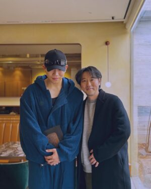 Changmo Instagram - 12살 꼬맹이팬이 31살 (아니 29살)이 되어 찾아뵙습니다 😭