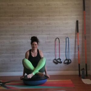 Chanon Finley Instagram - Friday Funday with some Bosu Core Exercises!

Give these moves a try! You're guaranteed to smile doing the circles on the bosu. Feels just like being a kid on the playground again! 

#bosuworkout #bosuballworkout #absworkouts #absandcore #playtime #fridayflex #coreworkout #corestrengthening #armsandabs #armsathome #absathome #homeworkouts_4u #homeworkoutvideos #workoutinspo #fitnessover40 #fitnessathome #fridayfunday #workthebodycalmthemind