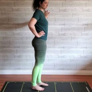 Chanon Finley Instagram - Improve your ankle mobility to improve your SQUAT! 

Ankle mobility training also reduces knee and hip pain and posture! 

What are you waiting for? Try these exercises today!