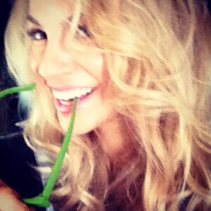 Charity Shea Instagram - Got my green glasses, Monday morning back to work, back to being April #SingleLadies3 still smiling even after a #redeye my friends at @hoorsenbuhs filled me with love... I'm ready to go again!! Have fun guys!!