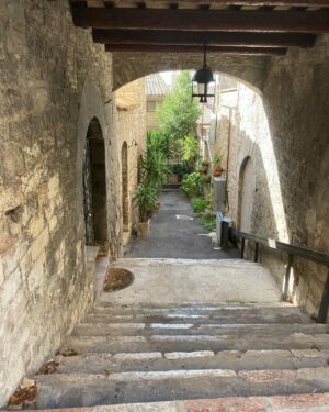 Charlene Amoia Instagram - Doors and stairs and roads to somewhere…  Te amo Assisi.
This spiritual place to be.
#assisi #stairs #doors