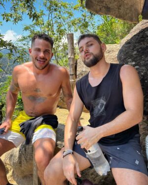 Charles Emmanuel Instagram - Nossa primeira vez no Dois Irmãos ⛰️🌤