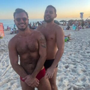 Charles Emmanuel Instagram - Saudade duma praia. Mas fui embora antes de bater palma. 😎☀️⛱️