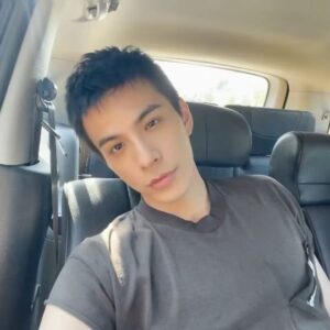Charles Lin Instagram - 金門歷險記…✈️🏝️
#不如海邊吹吹風