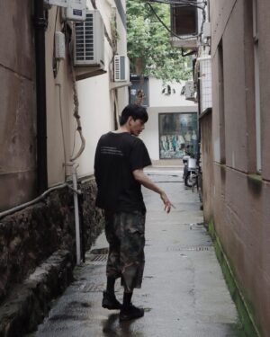 Charles Lin Instagram - 下雨天☔️