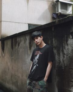 Charles Lin Instagram - 下雨天☔️