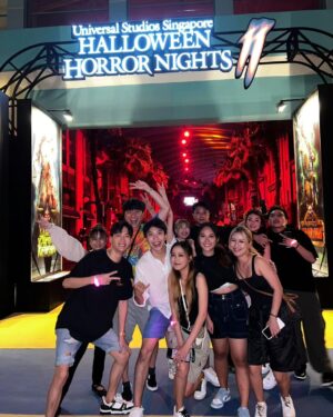 Charlie Goh Instagram - Always a blast at HHN 11. The amount of work that goes into the set up and hardwork by the scare actors are really impressive. If your heartbeat is irregular, go give it a good scare 👻 to reset it! 🤣

@rwsentosa
@universalstudiossingapore
#HalloweenHorrorNights
#HHN11
#RWSmoments
#USSHHN