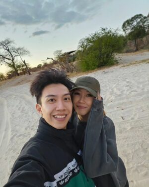 Charlie Goh Instagram - ❤️❤️❤️

My heart goes out to the family of the man who was fatally shot during the taxi riots in Cape Town. Sucks to be reading news like this. Really crazy world we are living in.