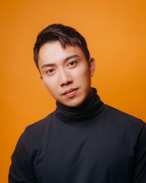 Charlie Goh Instagram - Finally got my headshots updated after 253772535 years. All credits to

@albertvincentwu 📷
@iamchrissiow 👨‍🦰💄