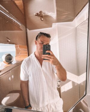 Charlie Taylor Instagram - Making waves 🌊