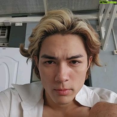 Charlie Trairat - 76.6K Likes - ไม่เข้าใจจริงๆ