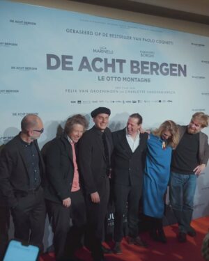 Charlotte Vandermeersch Instagram - THANK YOU ALL FOR THE MOST BEAUTIFUL PREMIÈRE EVER!!!! ❤️❤️❤️ in de zalen vanaf vandaag ❤️wij genieten enorm na en zijn zoooooo dankbaar ❤️❤️❤️❤️ #deachtbergen #theeightmountains #leottomontagne @cognettipaolo @alessandro.borghi #lucamarinelli @kfdfilm #rufusfilms #menuetto @visionfilmdistribution @wildsidesrl ❤️❤️❤️❤️❤️❤️❤️❤️🌹🌹🌹