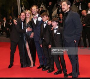 Charlotte Vandermeersch Instagram - Cannes recap. Red carpet after working intensely with this beautiful group of people (and so many more). Grazie mille, ragazzi. Thank you!! What a gorgeous Belgian-Italian love story it has become. We love you.  #theeightmountains #leottomontagne #officialselection @alessandro.borghi #felixvangroeningen #lucamarinelli @cognettipaolo #lupobarbiero #cristianosassella @elisabetta_mazzullo @filippotimi #elenalietti @surakshyapanta @palma_andrea_  @visionfilmdistribution @wildsidesrl #menuettofilms #rufusfilms @pyramide_productions @elastic_film @cannes.2022