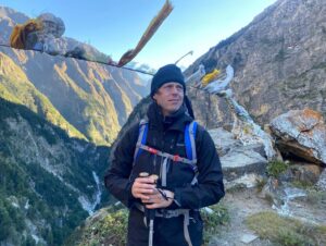 Charlotte Vandermeersch Instagram - Honoring our time in Nepal 🇳🇵 the purest people, most gorgeous country, breathtaking mountains. Thank you! We hope to bring #theeightmountains, the film we made together, to you soon ⭐️. #lucamarinelli  #felixvangroeningen @surakshyapanta @sunil_k_dahal @anup_vaswani #leottomontagne @alessandro.borghi